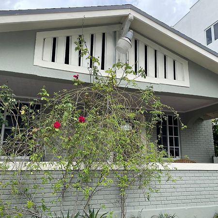 Cozy Room In The Heart Of Little Havana Miami Exteriör bild