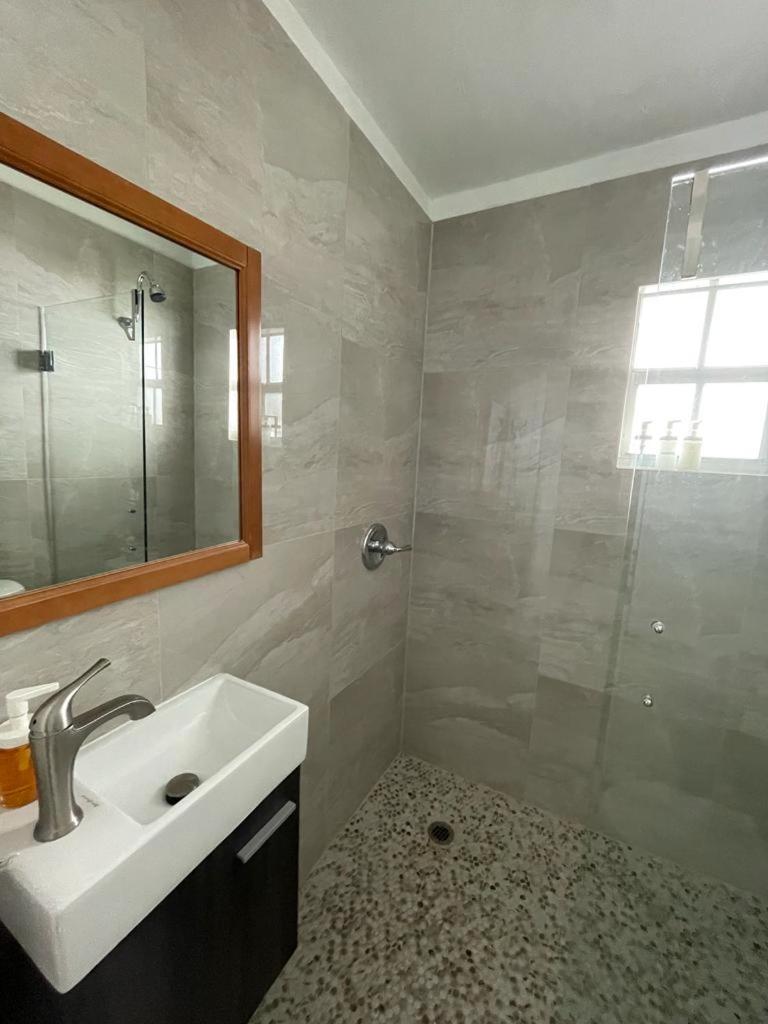 Cozy Room In The Heart Of Little Havana Miami Exteriör bild