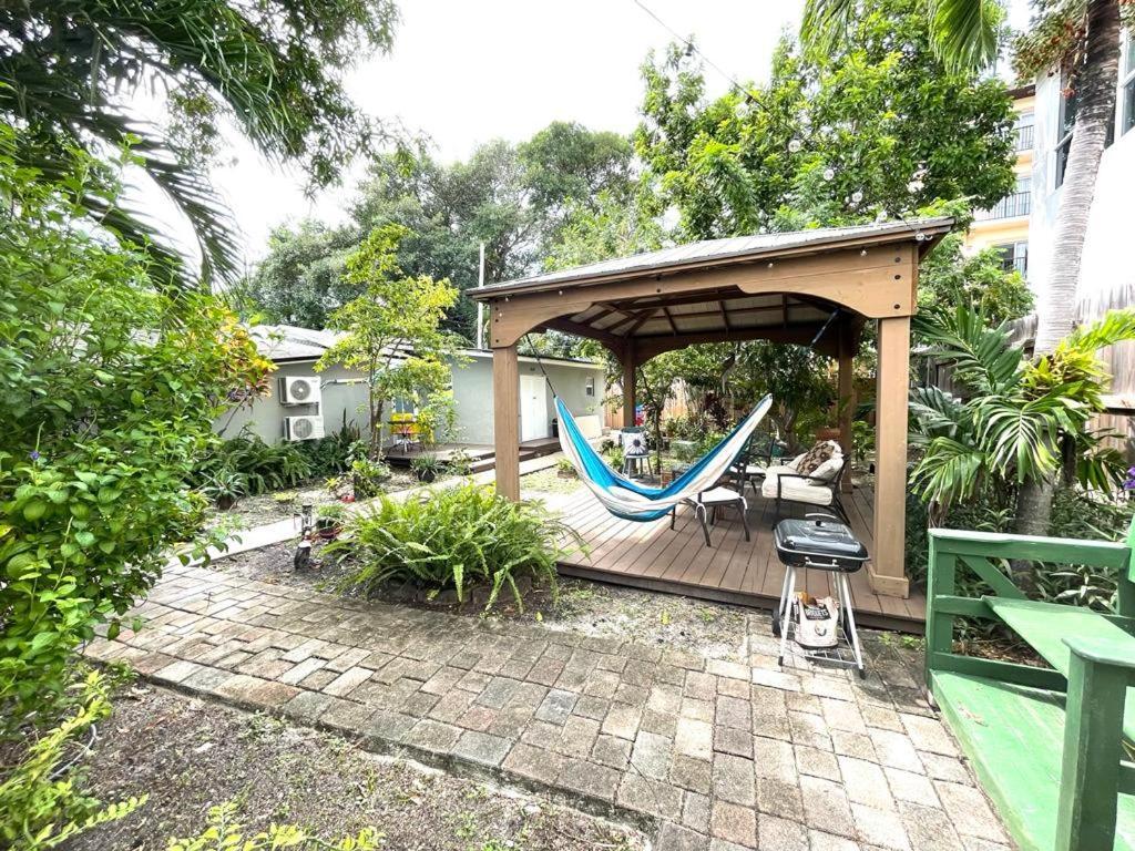 Cozy Room In The Heart Of Little Havana Miami Exteriör bild