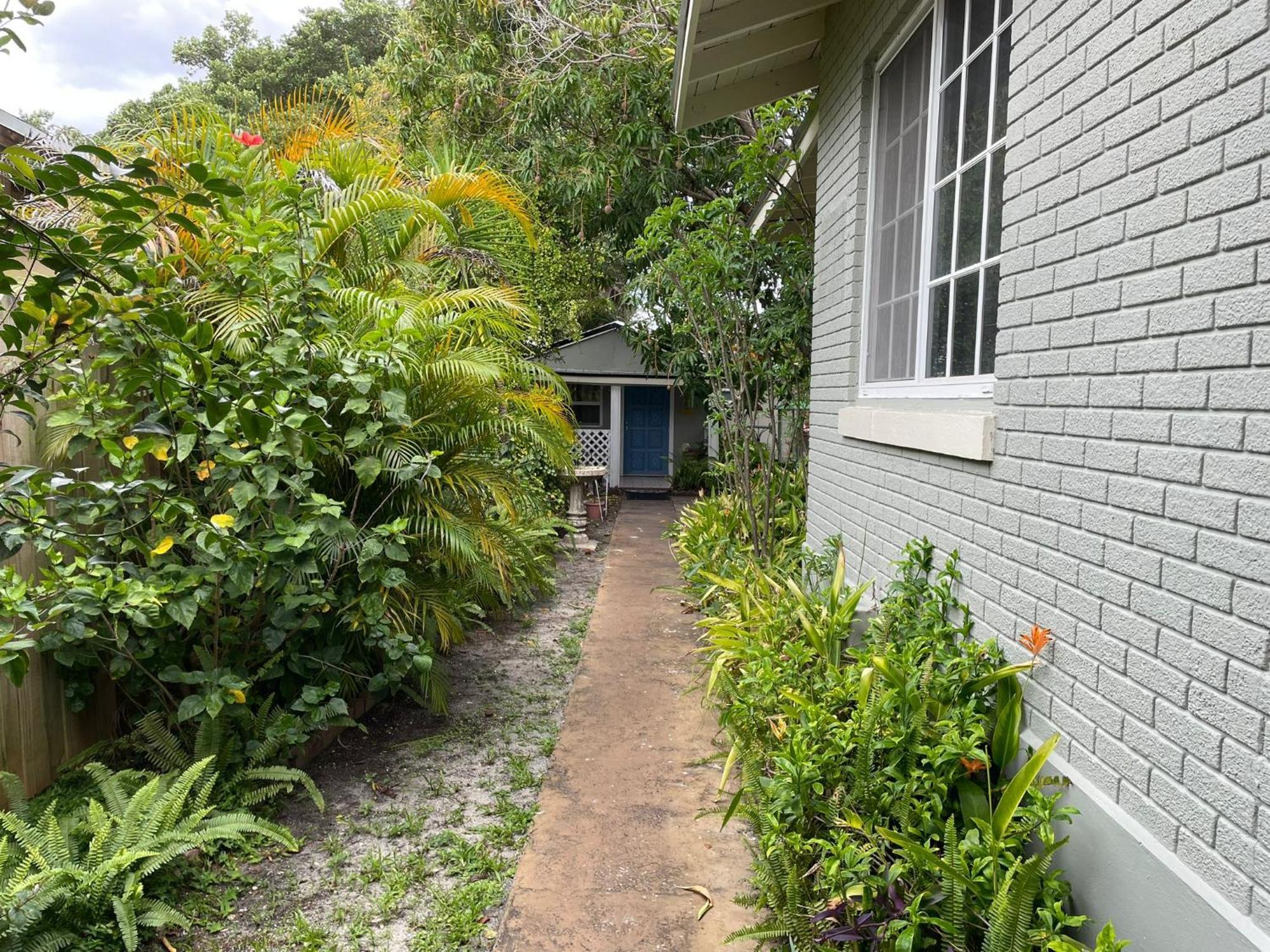 Cozy Room In The Heart Of Little Havana Miami Exteriör bild