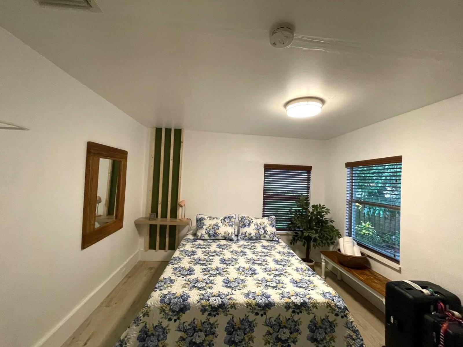 Cozy Room In The Heart Of Little Havana Miami Exteriör bild