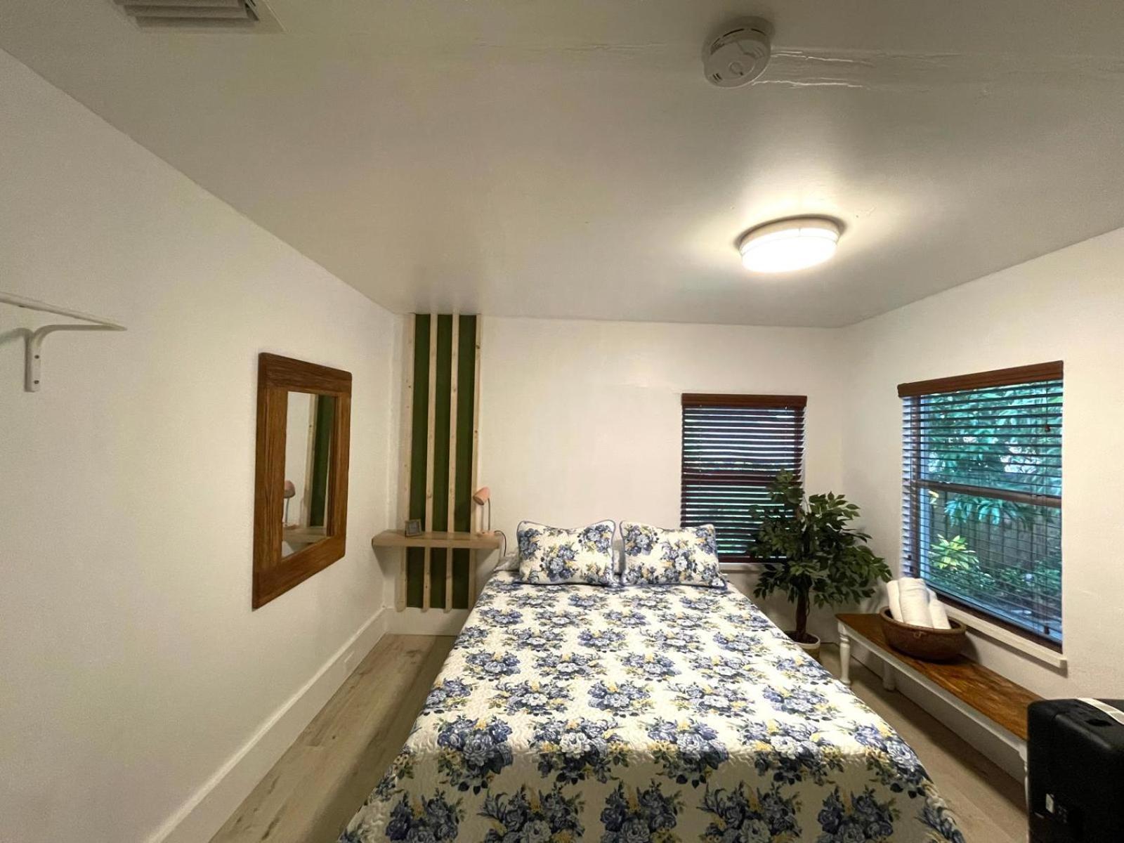 Cozy Room In The Heart Of Little Havana Miami Exteriör bild