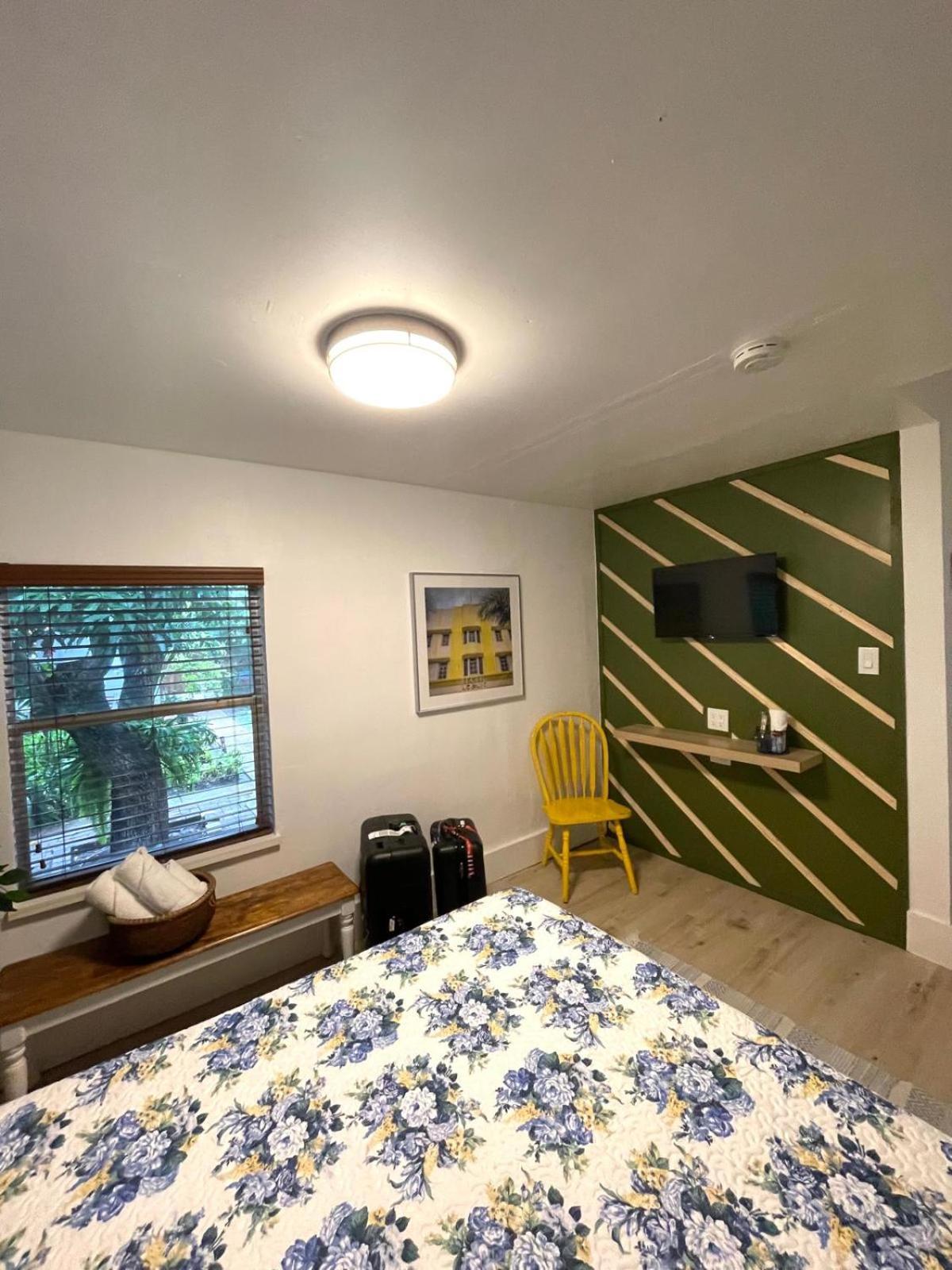 Cozy Room In The Heart Of Little Havana Miami Exteriör bild